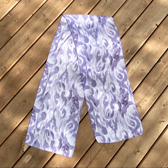 🌂Beautiful purple and white scarf - Picture 4 of 4